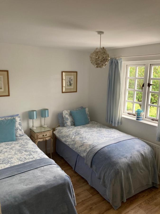 Kingsmills Cottages Artrea エクステリア 写真