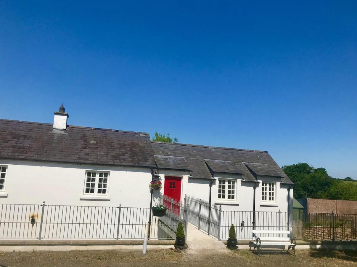 Kingsmills Cottages Artrea エクステリア 写真